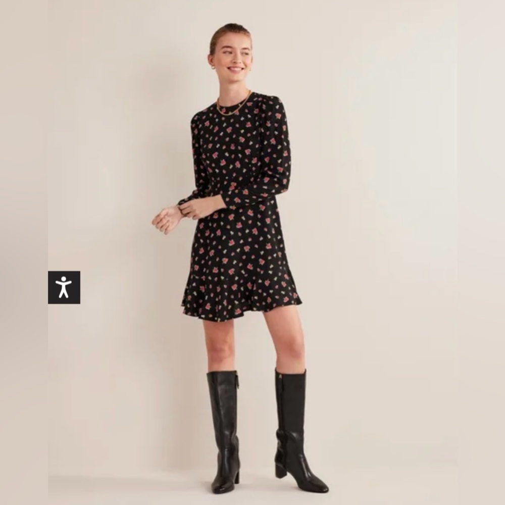 Boden Long Sleeve Flippy Mini Dress size 6